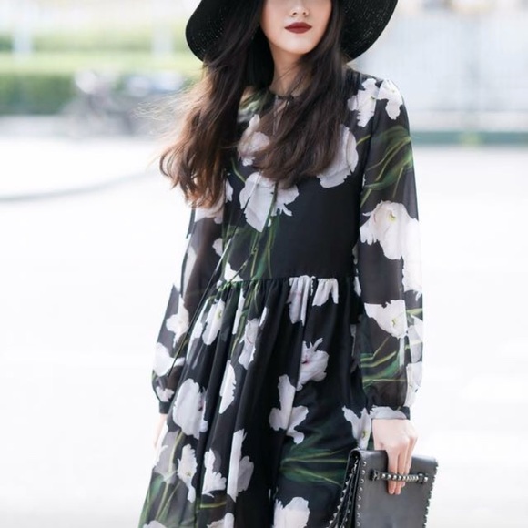 MIDI dress new with tag, size S - Picture 2 of 3